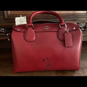 SNOOPY SATCHEL COACH